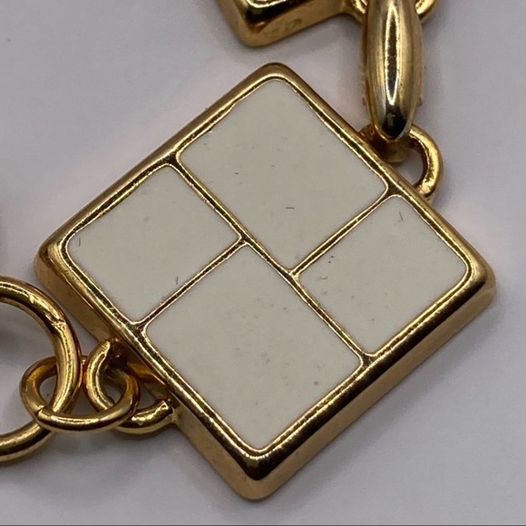 Cream and Gold Bracelet - Picture 3 of 4